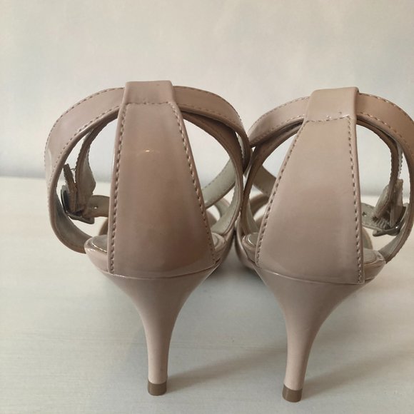 Ellen Tracy Beige Heel - EUC - Picture 5 of 8